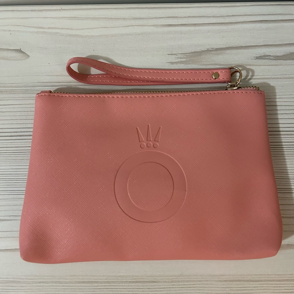 Pandora Travel Clutch